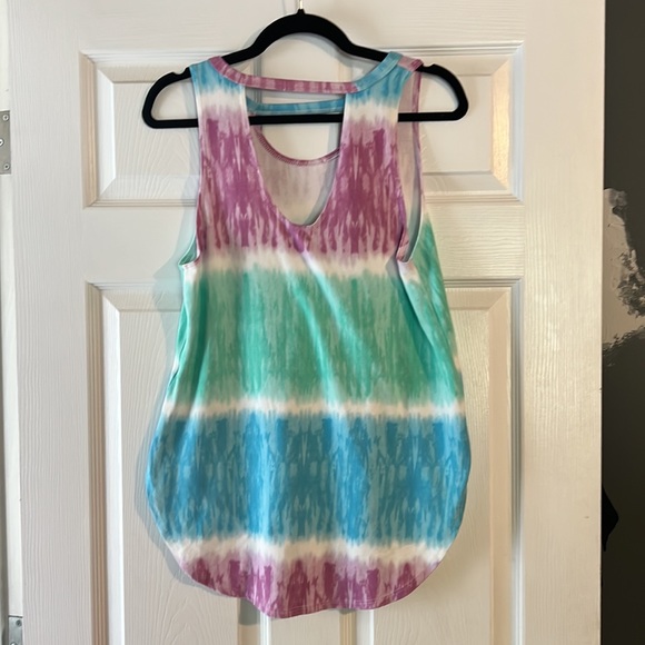 Spring top - Picture 2 of 4